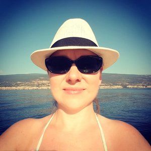 Meet your Posher, Izabela